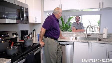 FamilyStrokes - Honey Hayes Mac N Sleaze