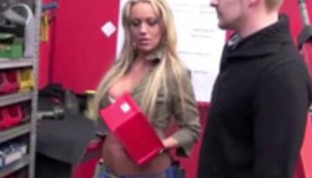 GERMAN COUGAR KADA LOVE SEDUCE YOUNG GUY QUICK FUCK ON WORK