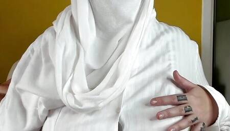 Wedding Muslim Arabic girl wearing Hijab on cam recorded show 11.28