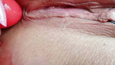 First time putting something in my ass...My virgin ass swallow up butt plug