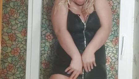 JOI and cum coundtown in black latex