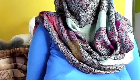 Cam Hoe Middle east Arab Persian Muslim big boobs Hijab hook up cams 12.01