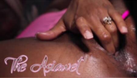 Ebony Teases Daddy Fingers Pink Pussy