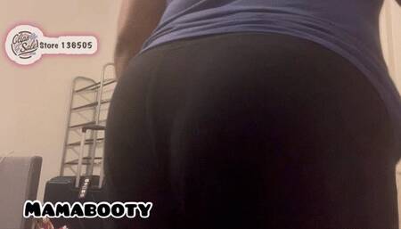 Mamabooty - BBW Step-Momma Farting up your room while packing