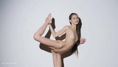 ULTRAFILMS Super hot girl Leona Mia having a good time posing in this sexy video