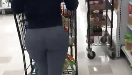 This Latina has the best ass