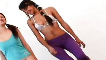 Teen lesbos get down and dirty scissoring