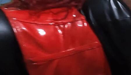 Giantess slowly creeping across the screen towards you