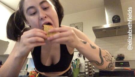 taco eating