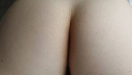 Twink Booty Jiggle