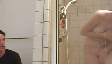 Sexy slut Jacqueline gives a deep thrust in her ass