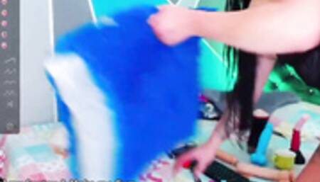 Latina Tgirl playing with Big Toys on webcam