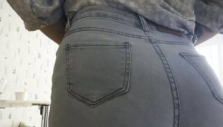 I want you to caress those boobs