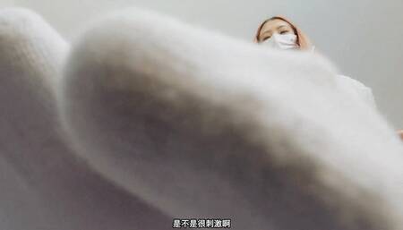 LCT_055C ENsrt white collar game 3 pairs of S smelly white cotton socks humiliate you step on you take them off shove them in your mouth