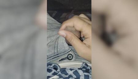 Stepsister ko dekh kar muthi maari thi main kam karke aya tha to main ghar par aya aur mobile chalane laga aur fir steps