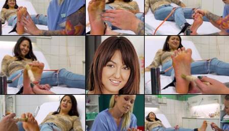 Suzy Trainee Requests a Hospital Foot Tickle (in HD 1920X1080)