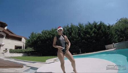 256 - Santa Claus Helper is an Aquaphile! (720p)
