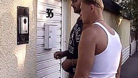 Two hot videos not to be missed by Italian production with Sophie Call, Veronica Bella and their eager friends