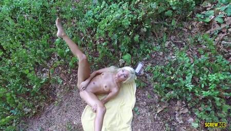 Elizabeth Jolie In Jungle Girl