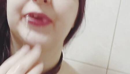 Dirty slut pisses on my fingers and likes them