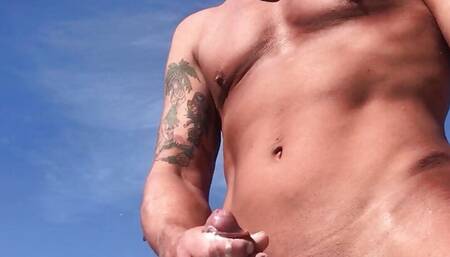 Outdoor cumming and masturbating for strangers