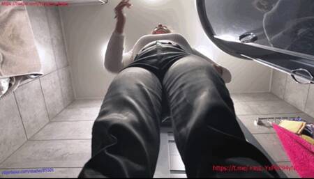 017ber Pov Princess Bertie humiliate and laugh at the slave, sweet drool on the slave's face [mp4]