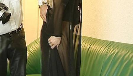 Mature woman on vacation enjoys being fucked with camera