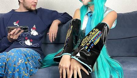Vocaloid Hatsune Miku Didn't Expect Fans to Have Such Experienced Fingers! Cosplay Handjob Orgasm