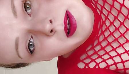 Onlyfans Leak! Domme gets caught farting! Giant Domme Tallucy shows her sexy farts & asshole