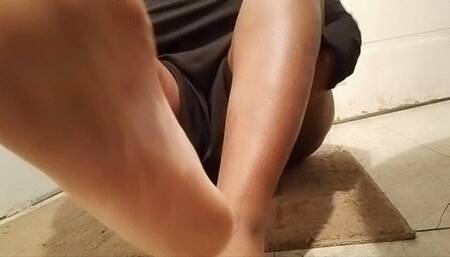 POV tiny human worshiping giantess MX sweaty dirty feet