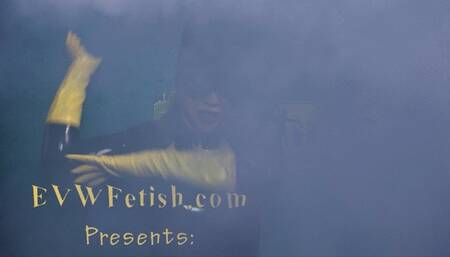 Damsel Batgirls Wrong choices with gas