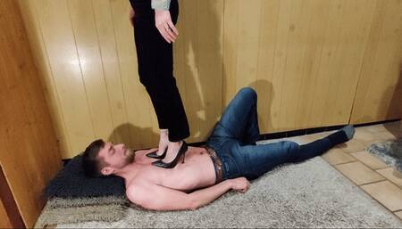 Spiked under Lena's stiletto's