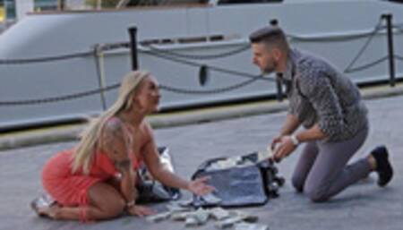 Hot British PAWG Gets All Excited When She Sees A Million Dollars To Fuck A Stranger She Just Met