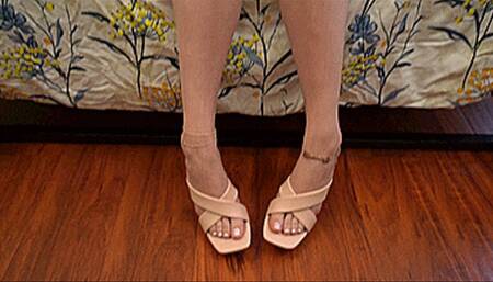 Cecelia Taylor - Petite Teen Sucks Big Cock - PART 1 (SD 720p MP4)