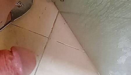 The doctor said that if you jerk off a swollen penis after a shower, it will increase