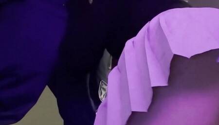 Slut mom lets fedex guy deliver down her throat