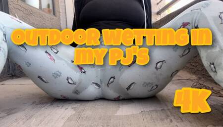 outdoor  wetting in pj's