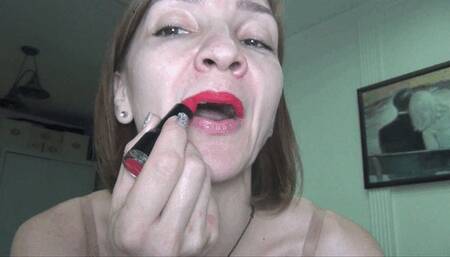 Hot red lipstick (M)