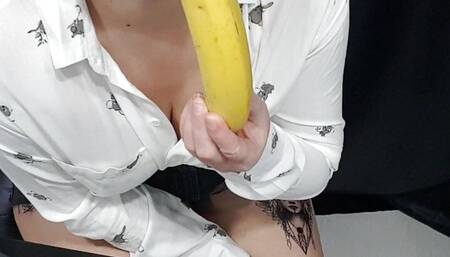 I put a banana in my mouth!