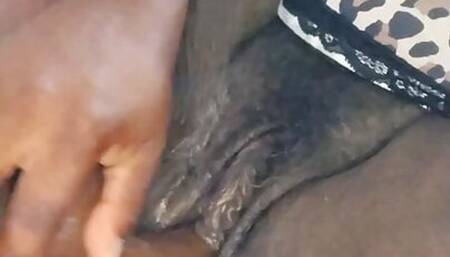 Ebony Milf juicy pussy on a dildo