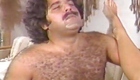 Luigi fucks american housewife