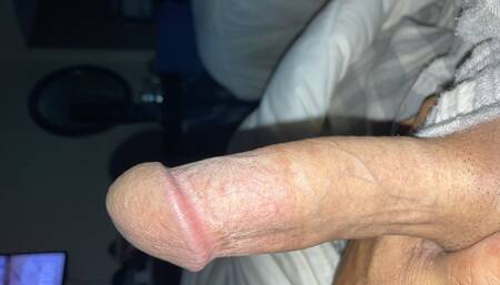 Fredy cums quickly