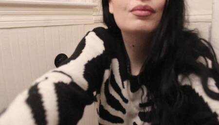 M - December Toilet Clips #3