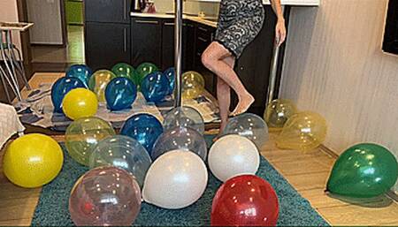 Very quick barefoot stomper Full HD