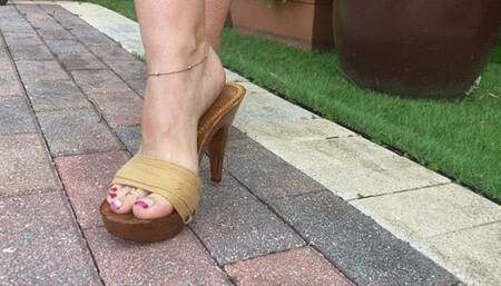 Sexywifesfeet19 walks back and forth in her Kiara heels