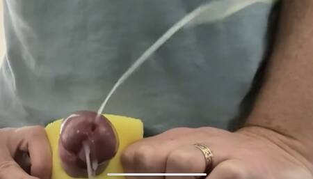 Hands Free Cum Explosion!