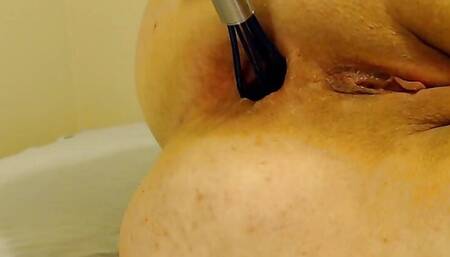 Hurting my asshole with a whisk after deep anal dildo