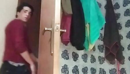 I catch my stepsister naked in the shower and she invites me to fuck