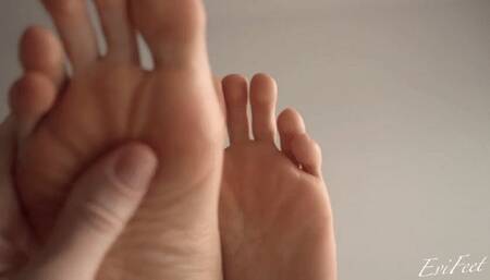 Footjob after sweet long toes massage