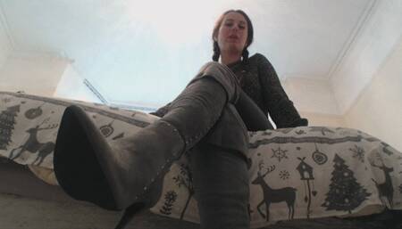 Weekly humiliation of a loser pay pig (WMV)